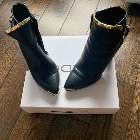 Black and Gold Aldo Booties, Yolanda-Style, Size 7.5 - Picture 2 of 13